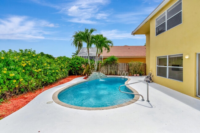 Building Photo - 8895 Sonoma Lake Blvd