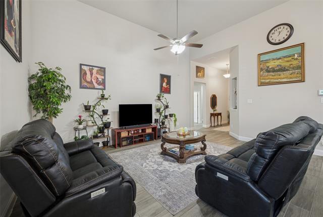 Building Photo - 11500 Royston St