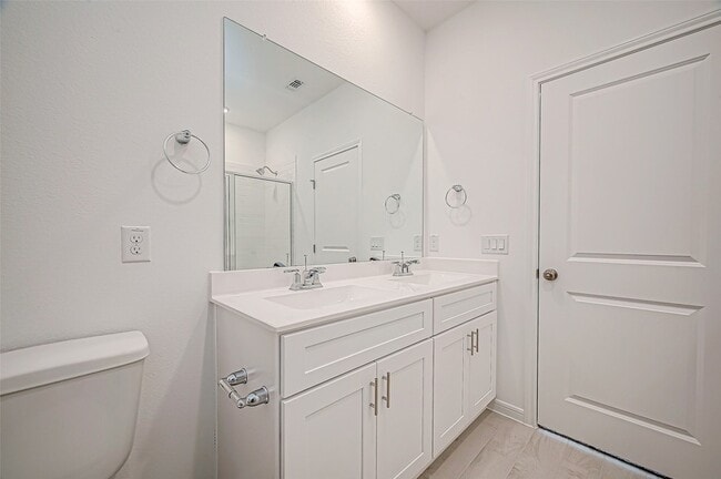 Building Photo - 7138 Glennwick Grv Ln