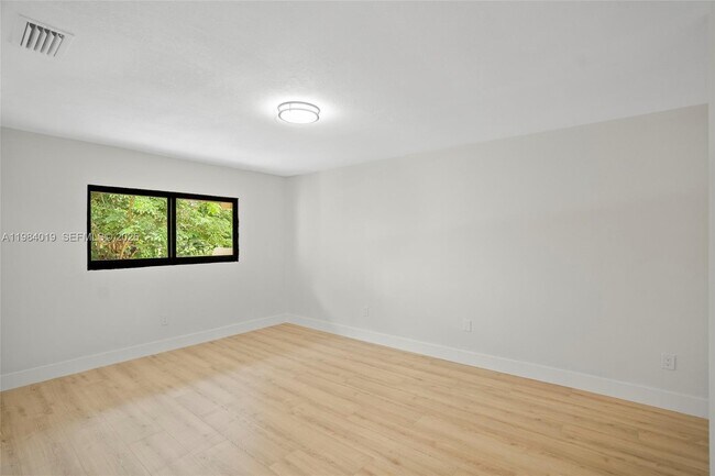 Building Photo - 28015 SW 143rd Ct