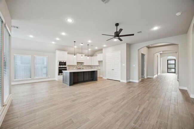 Building Photo - 12502 Kinmundy Ln