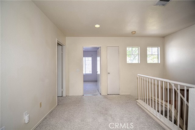 Building Photo - 554 Pointe Vista Ct