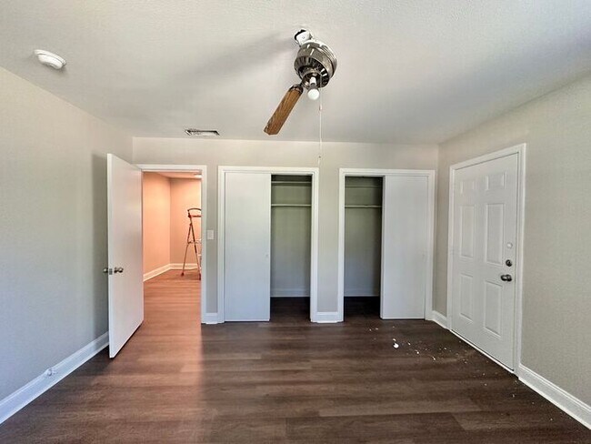 Building Photo - Newly Remodeled 4 Bedroom 2 Bath in Tyler!
