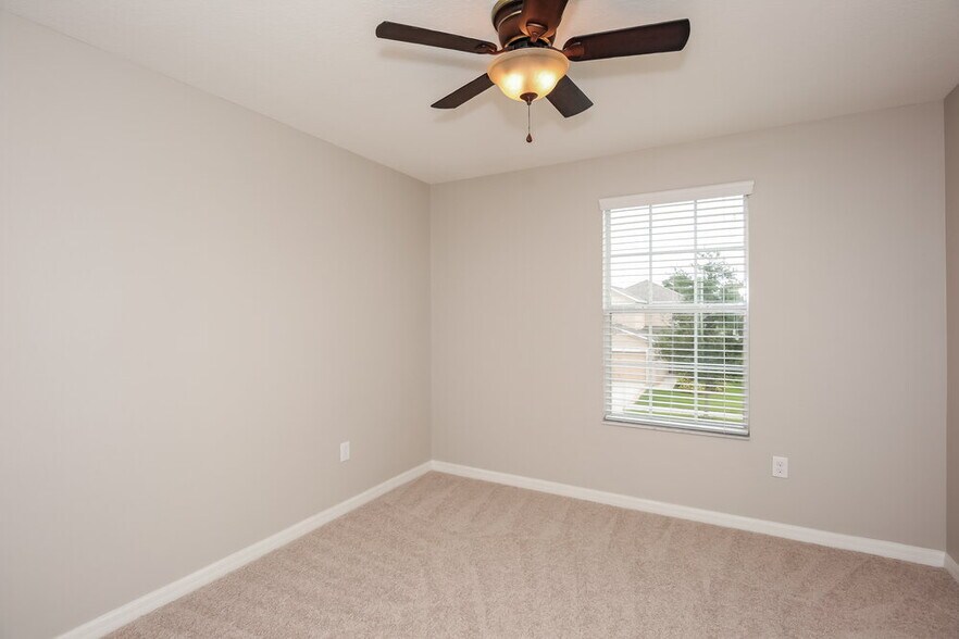 Building Photo - 10525 Summer Azure Dr