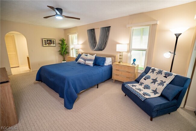 Building Photo - 3510 SE 19th Pl