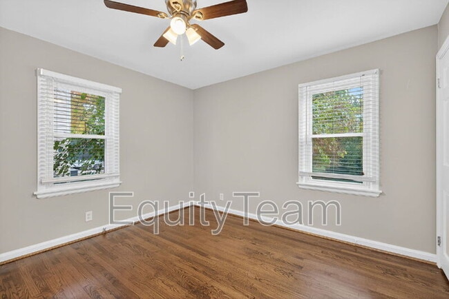 Building Photo - 7020 La Boiteaux Ave