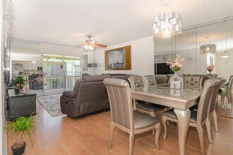 Building Photo - 4123 NW 88th Ave