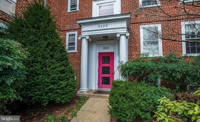 Building Photo - 3620 38th St NW