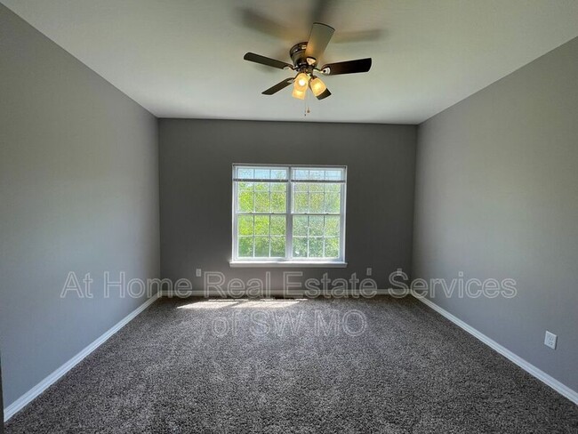 Building Photo - 4048 W Wilderness St