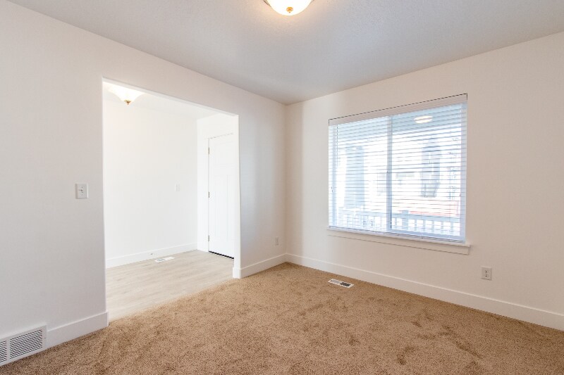Building Photo - 3904 W 1750 N
