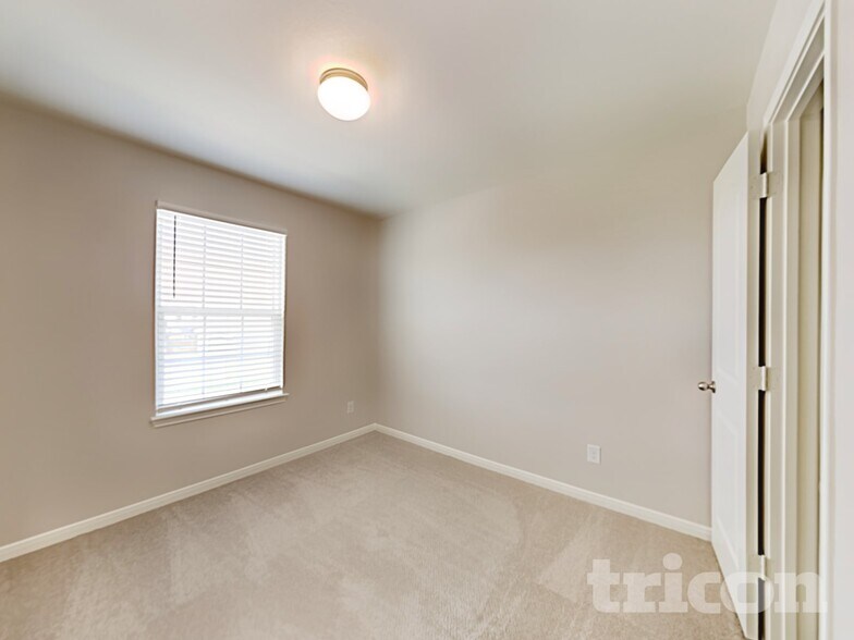 Building Photo - 12210 Childers Wy