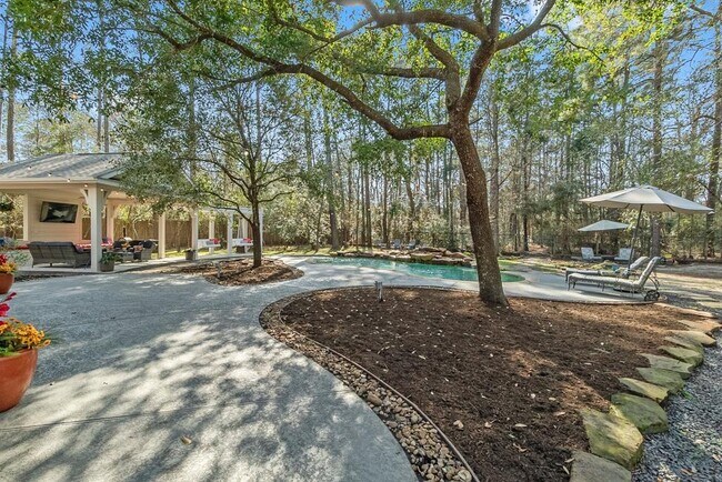 Building Photo - 9520 Chasewood Blvd