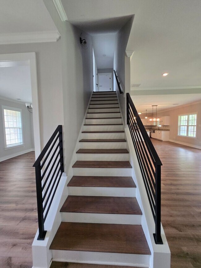 Building Photo - Modern and Spacious 4 bedroom home in Olive Branch for Lease