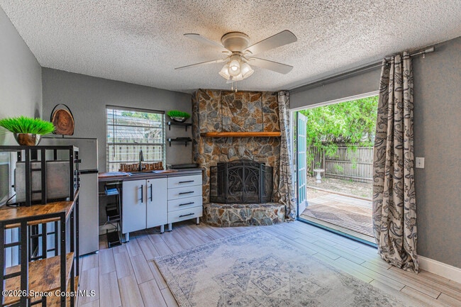 Building Photo - 177 Woodland Dr
