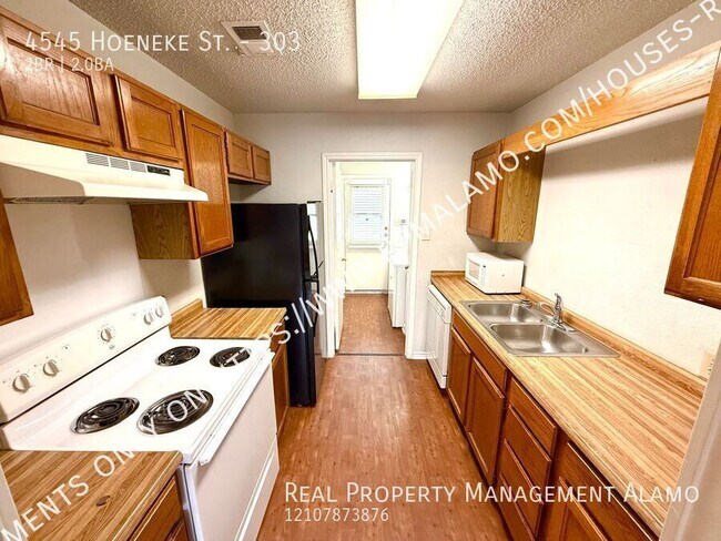Building Photo - 4545 Hoeneke Dr