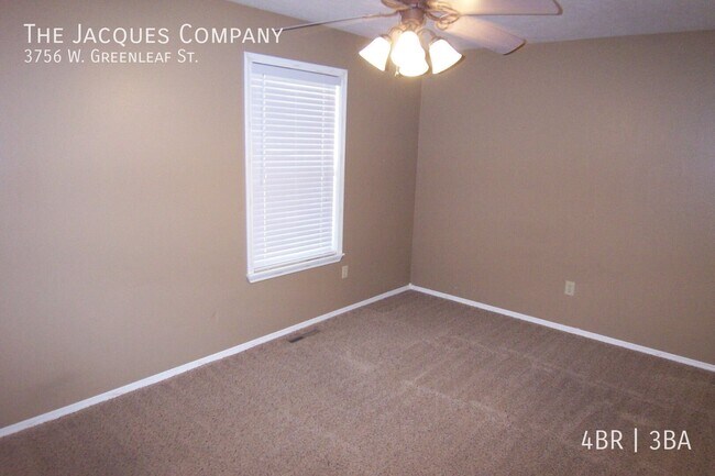 Building Photo - 3756 W Greenleaf St