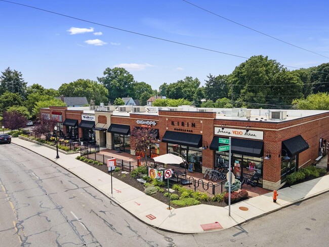 Building Photo - 472 Tibet Rd