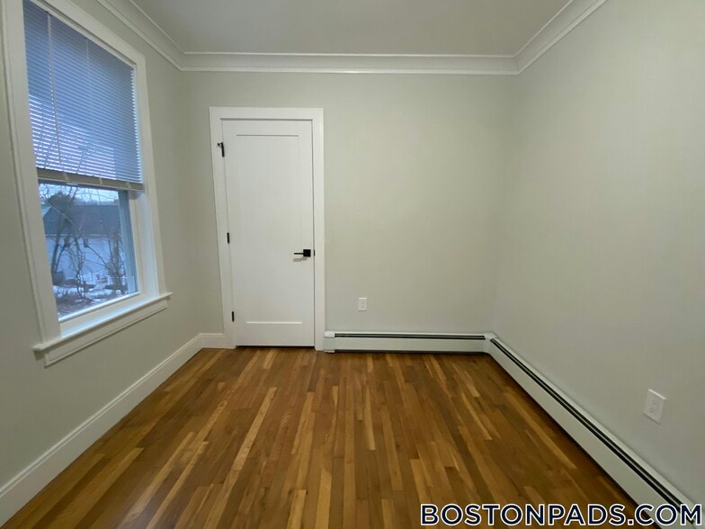 Building Photo - 57 Hemman St