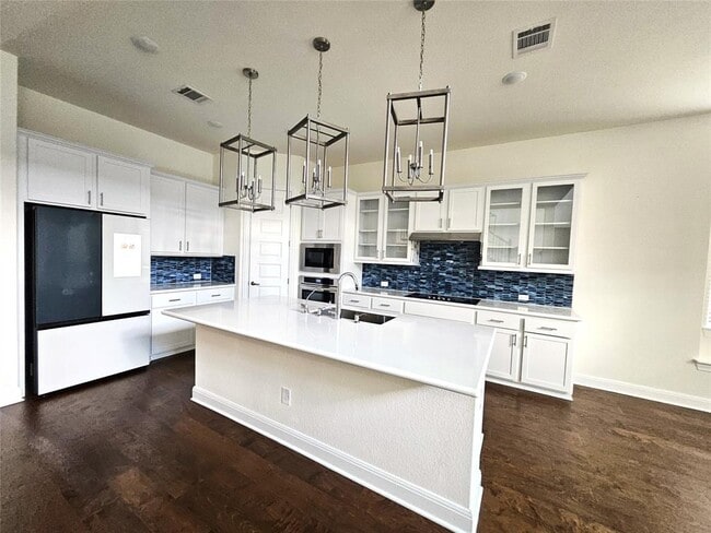 Building Photo - 1105 Malibar Ln