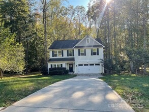 Building Photo - 8419 Aspen Ct