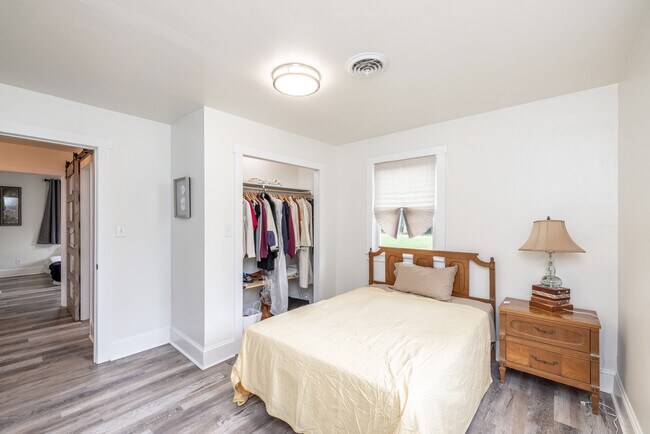 Building Photo - 12383 W Patrick Henry Rd