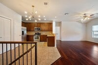 Building Photo - 3101 Davis Ln