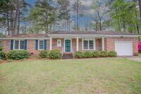 Building Photo - Spacious 3 Bedroom Home in Fayetteville, NC - Perfect for Family Living!