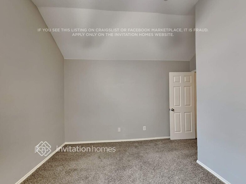 Building Photo - 801 Dayspring Dr