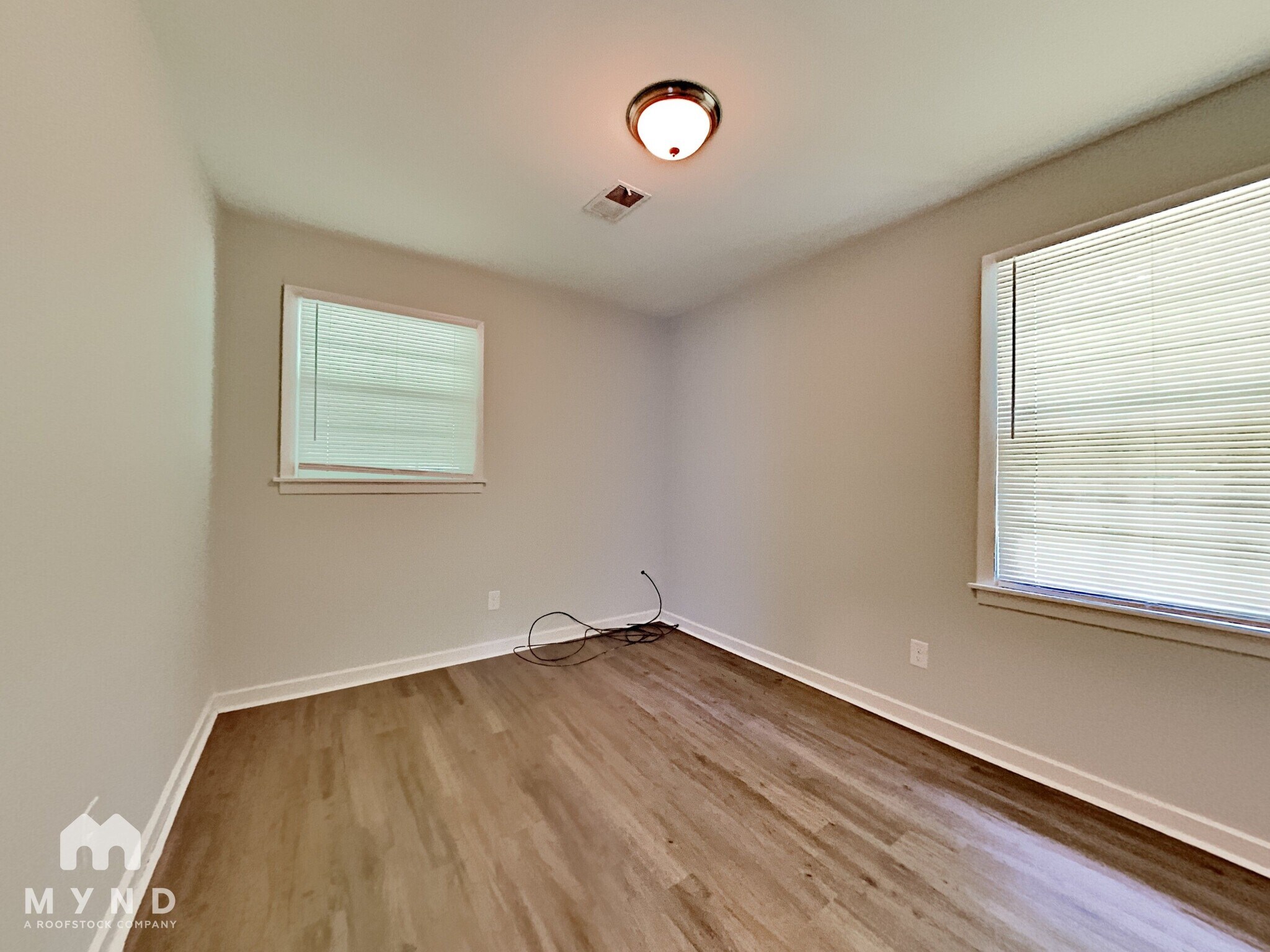 Building Photo - 108 Winnetka Way