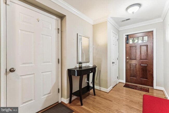 Building Photo - 3814 Woodlawn Ct