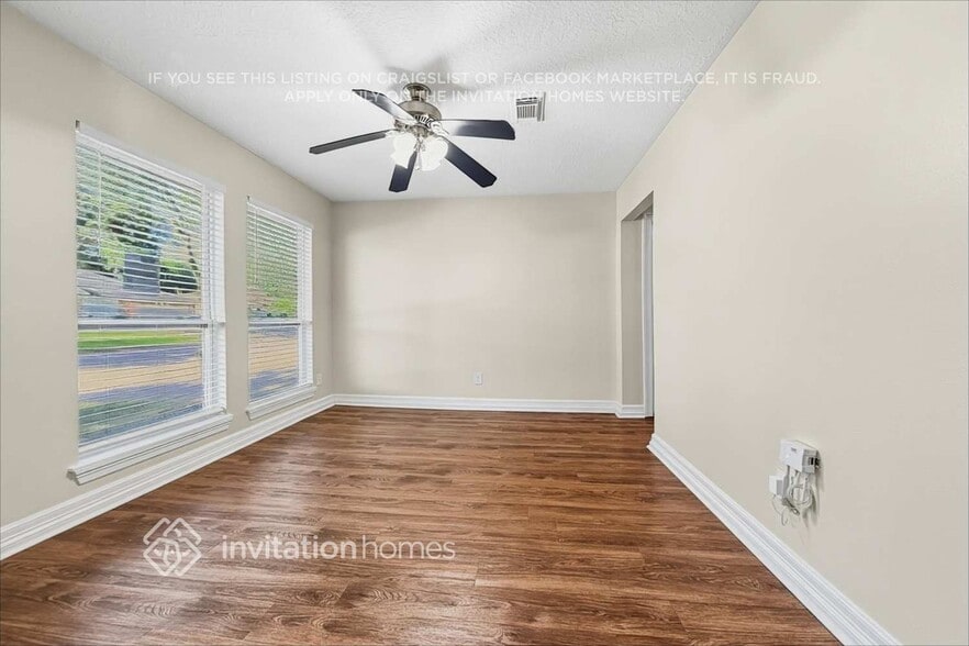 Building Photo - 9422 Chartermoss Cir