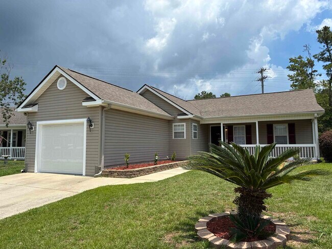 Building Photo - 9565 Sullivan Dr
