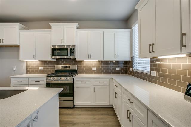 Building Photo - 5450 Ridgeway Dr