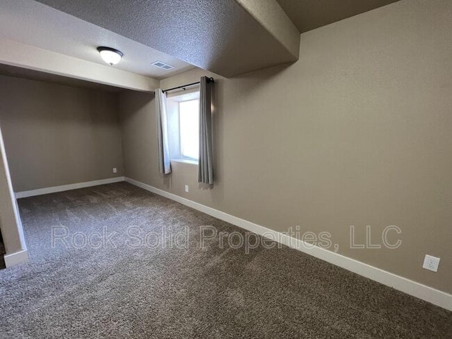 Building Photo - 3712 Gunsmoke Rd