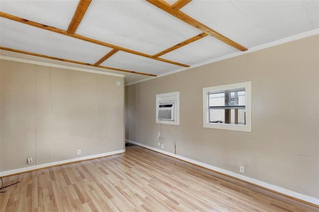 Building Photo - 10821 TX-150