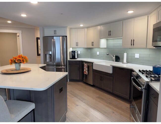 Building Photo - 2075 Lafayette Rd