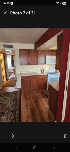 Building Photo - 886 W Galveston St