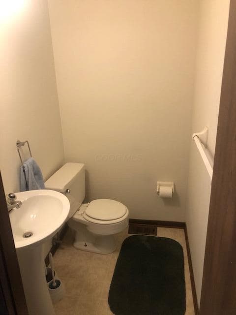 Building Photo - 1760 Watertower Dr