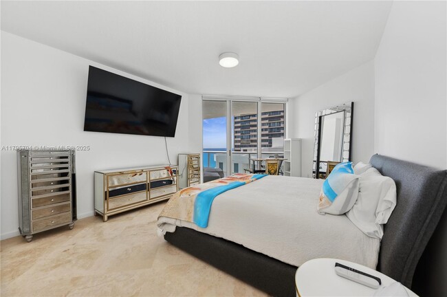 Building Photo - 4600 N Ocean Dr