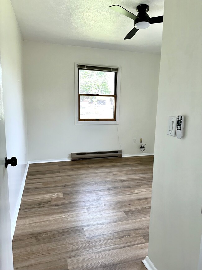 Building Photo - 4017 Caprice Rd