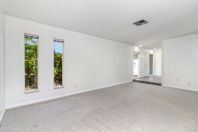 Building Photo - 1292 St Andrews Dr