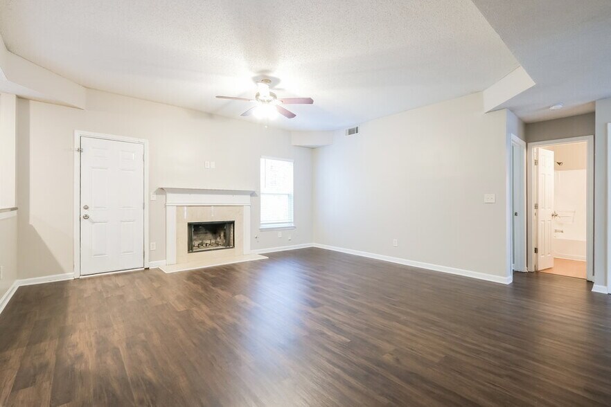 Building Photo - 4246 Arnolds Mill Overpass