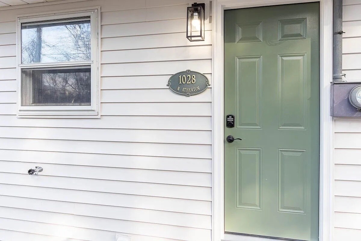 front door (this is 1028 but same for 1026) - 1026 N Atherton St