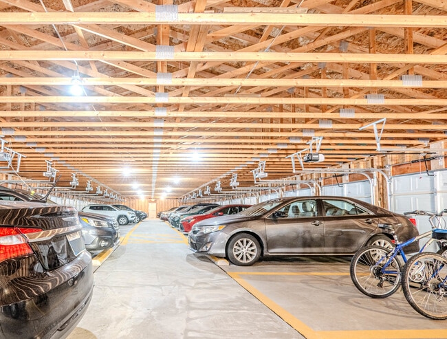 Building Photo - 801 N McLean Blvd