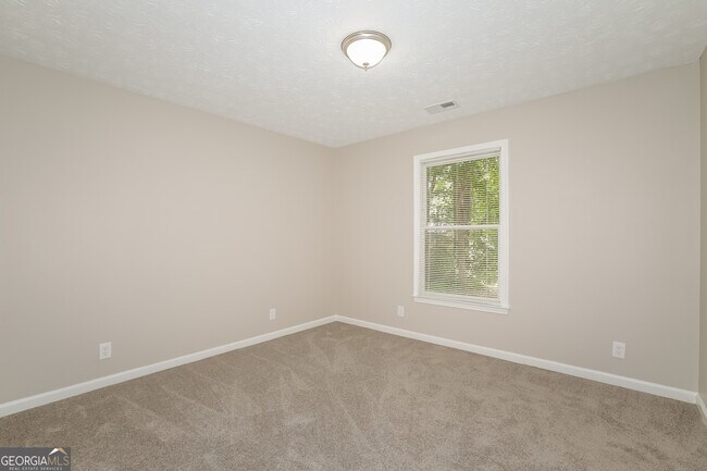 Building Photo - 1224 Claywill Cir