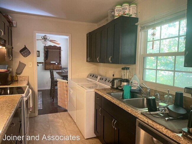 Building Photo - 3 br, 2 bath House - 110 Rumson Road
