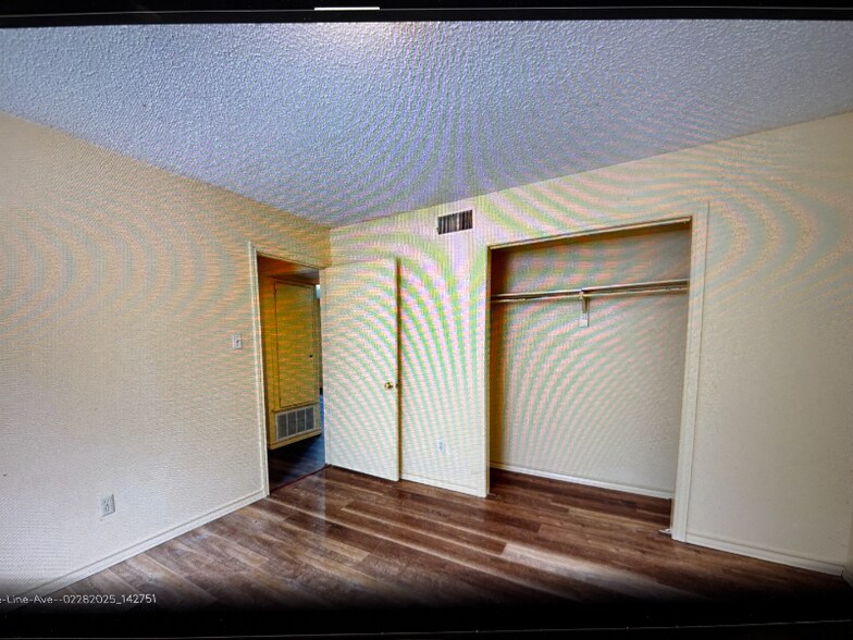 Building Photo - 116 E 37th St