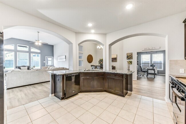 Building Photo - 12430 Ashgrove Point Dr