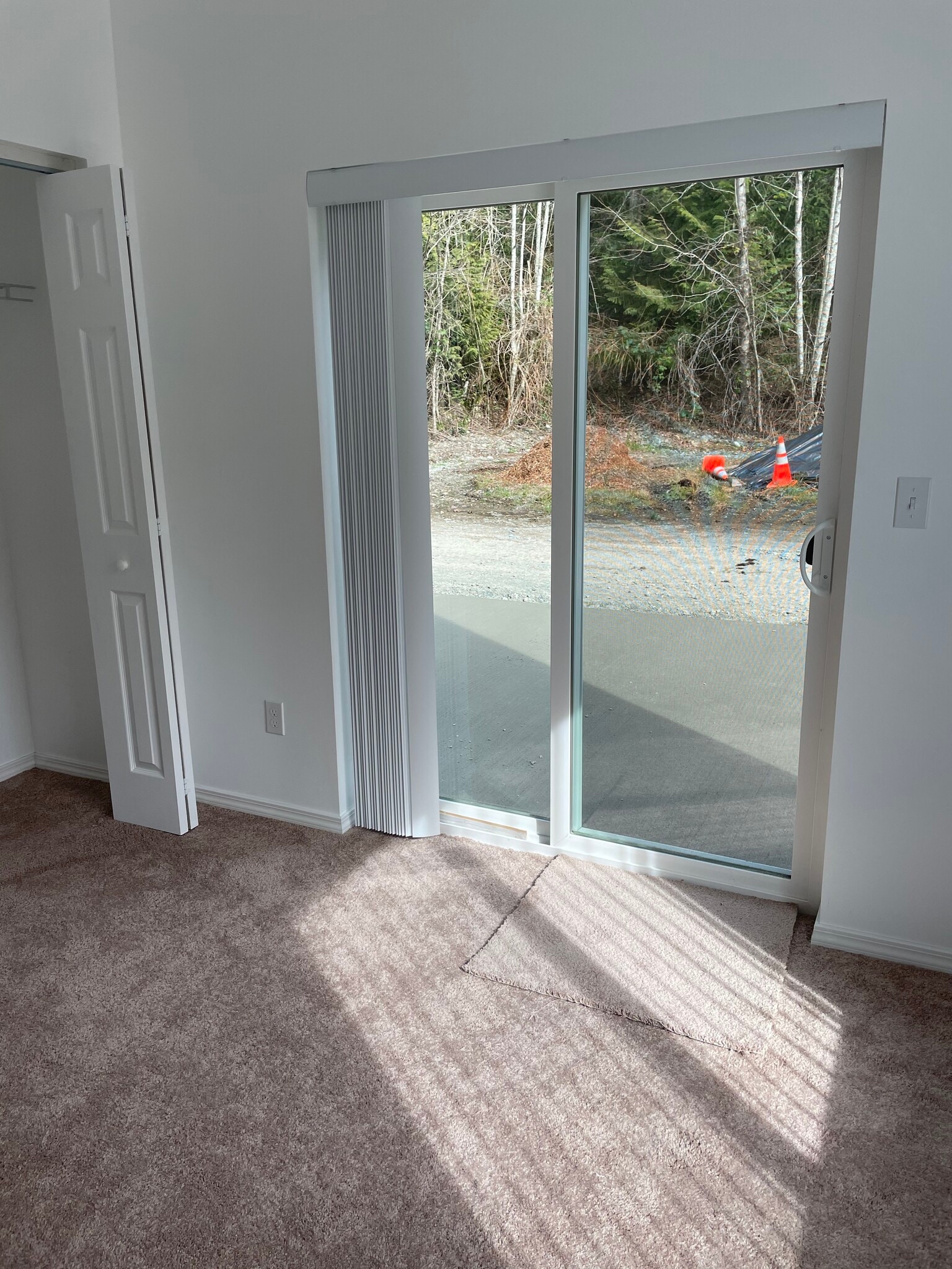 Building Photo - 18429 Crestwood Way