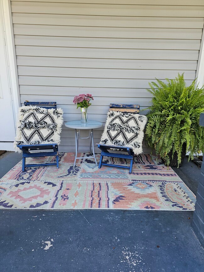 front porch - 127 E Park Ave